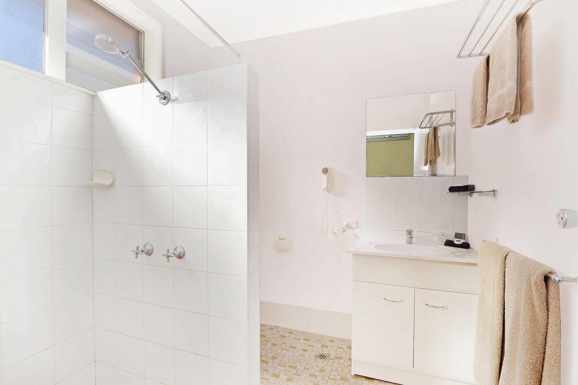 Wingham Motel Eksteriør billede