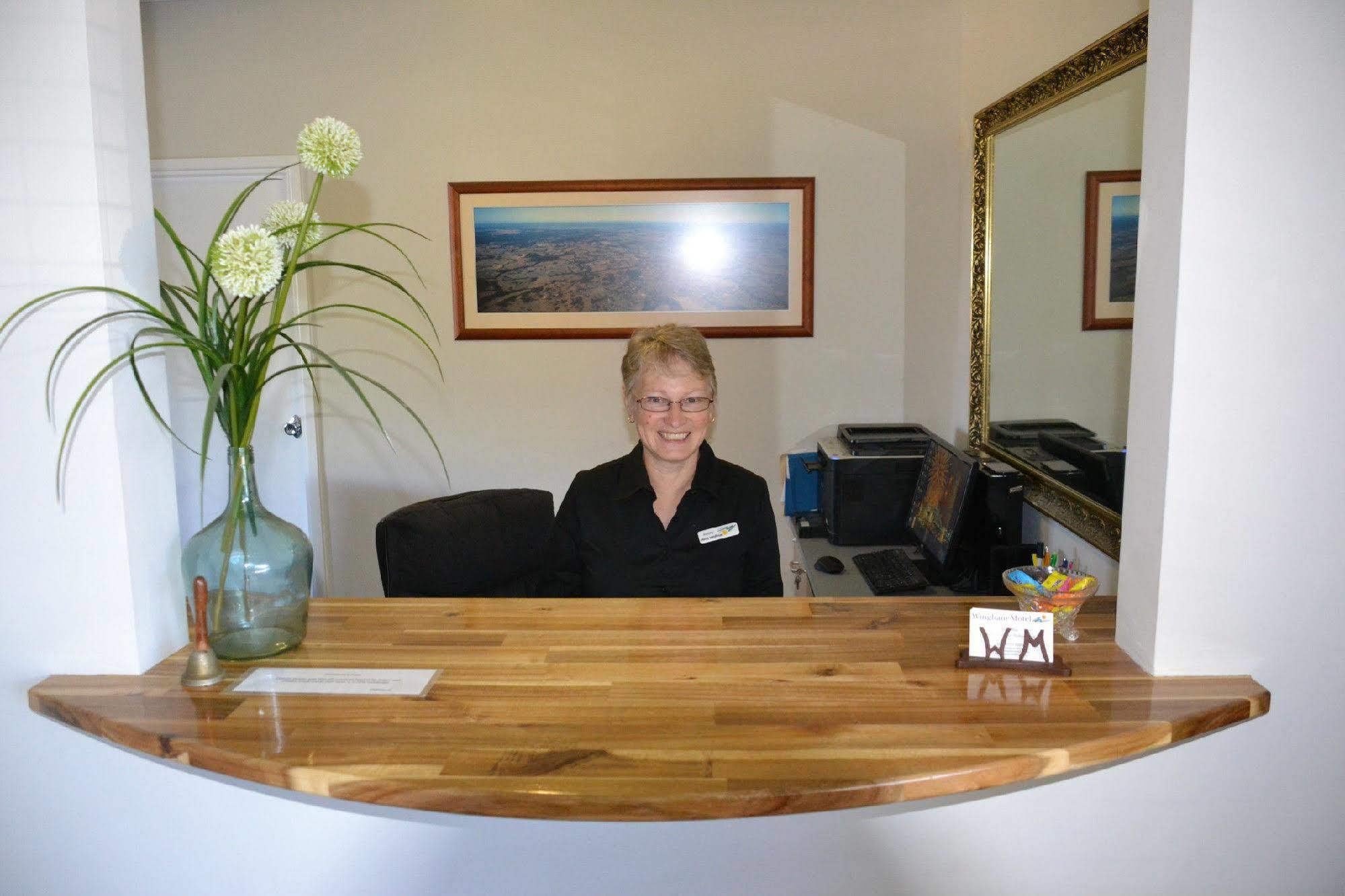 Wingham Motel Eksteriør billede